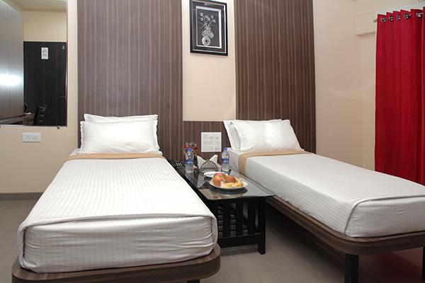 Hotel Yash Executive